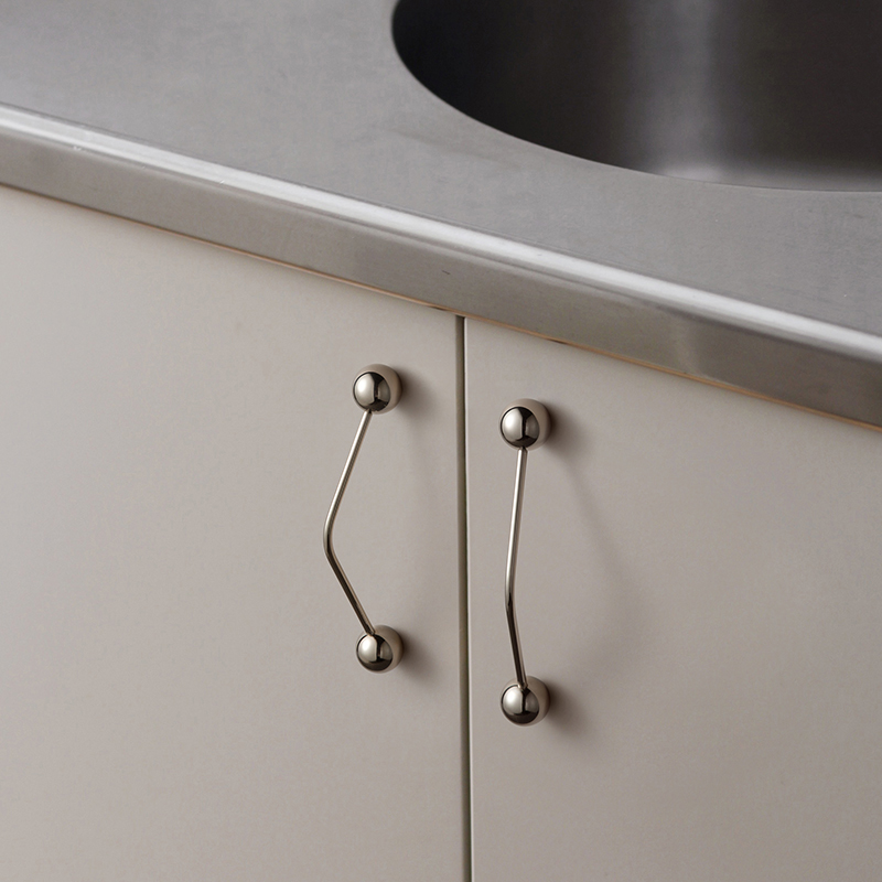 Goo-Ki Solid Brass Unique Desi - огляд і ціна Unique Furniture Hardware