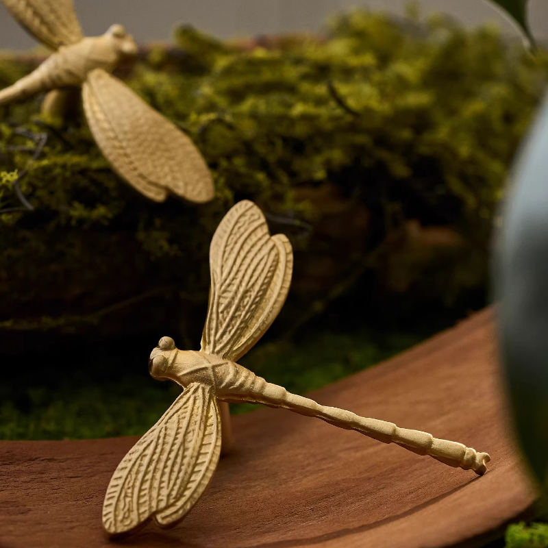 French Dragonfly Brass Cabinet - огляд і ціна Unique Furniture Hardware